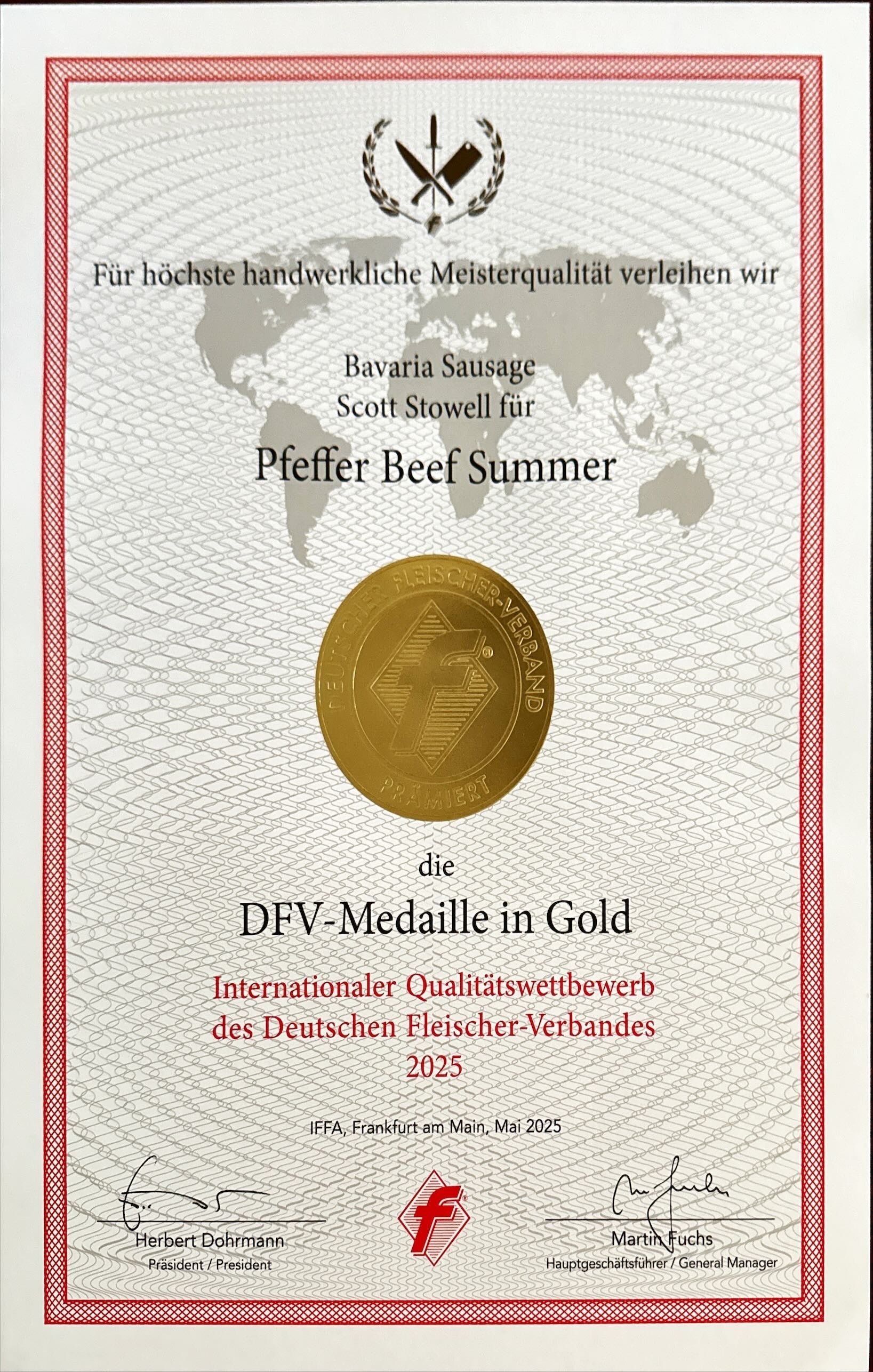 "Pfefferwurst" Beef Summer Sausage with Peppers - 1lb Sliced